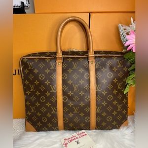 🌸 PORTE DOCUMENTS VOYAGE HAND BAG  MONOGRAM